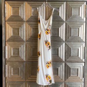 A.L.C. women’s size 2 cream 100% silk floral dress